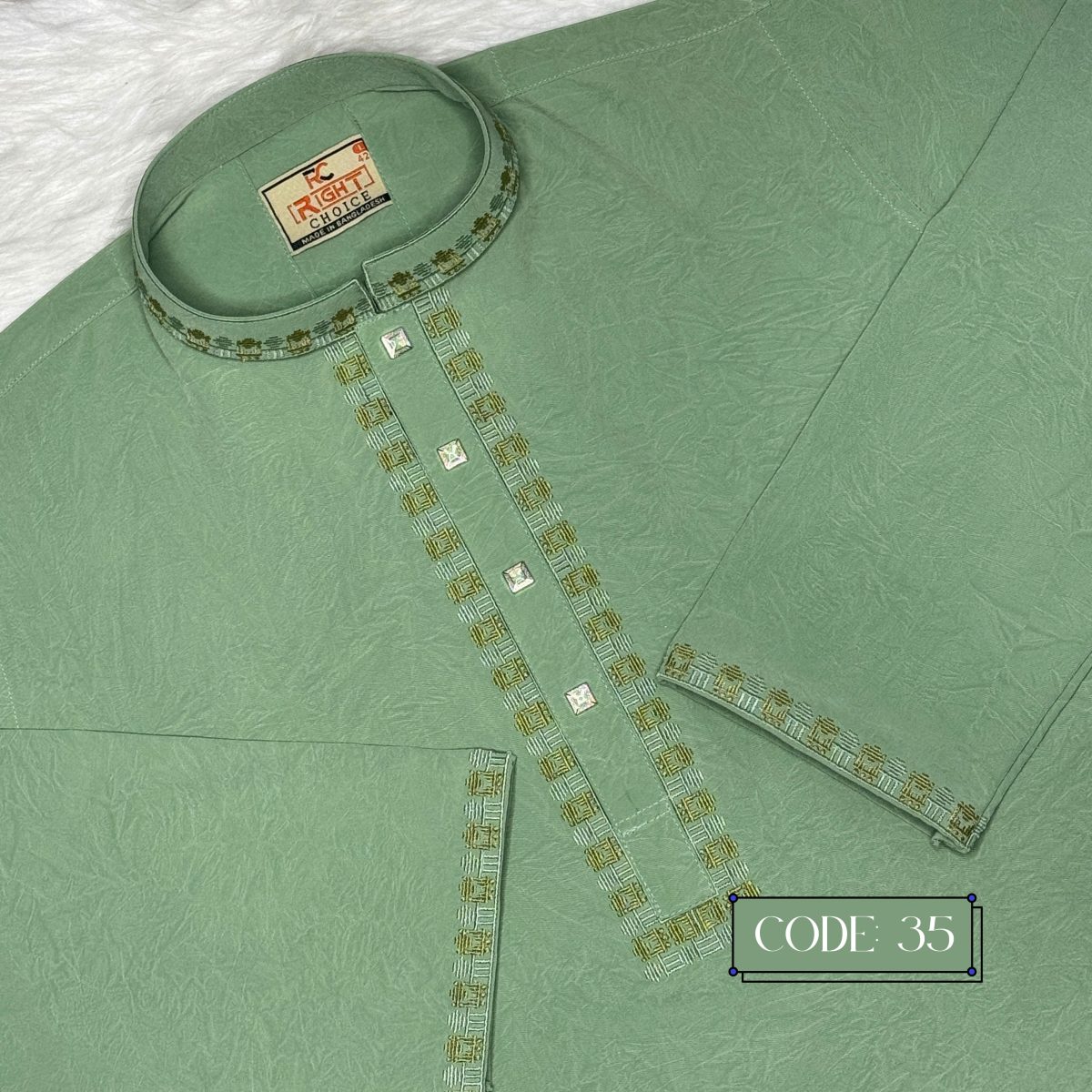 35 (CODE: 035) এলিগ্যান্ট এম্ব্রয়ডারি স্টিচ পাঞ্জাবী - Image 1